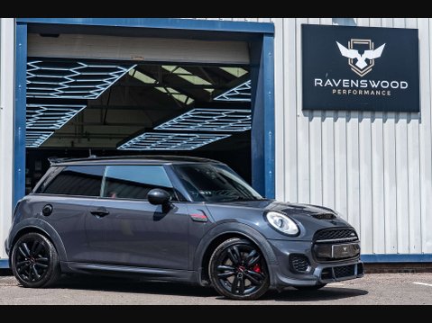Mini Hatch 2.0 John Cooper Works 3dr 1