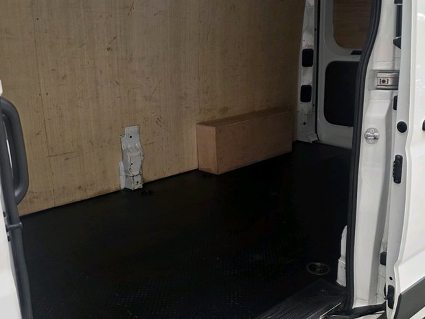 Maxus Deliver 9 Deliver 9 L3 2.0 D20 150 H2 Van 150PS 12