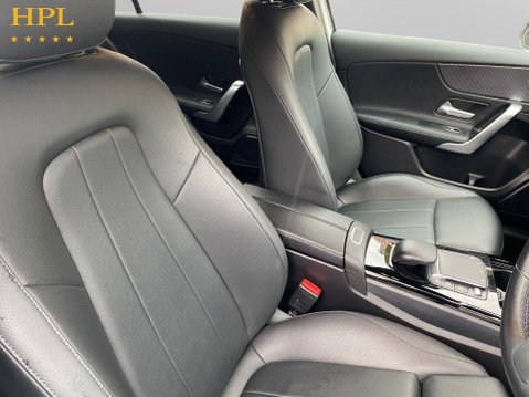 Mercedes-Benz A Class 2.0 A180d Sport Edition (Executive) Hatchback 5dr Diesel 8G-DCT Euro 6 (s/s 11