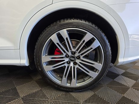 Audi SQ5 3.0 TFSI V6 SUV 5dr Petrol Tiptronic quattro Euro 6 (s/s) (354 ps) 25