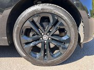 Jaguar F-Pace 2.0 D200 MHEV R-Dynamic HSE Black Auto AWD Euro 6 (s/s) 5dr 72