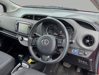 Toyota Yaris 1.5 VVT-h Icon E-CVT Euro 6 (s/s) 5dr