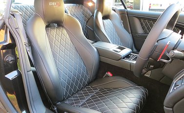 Aston Martin DBS Ultimate 10