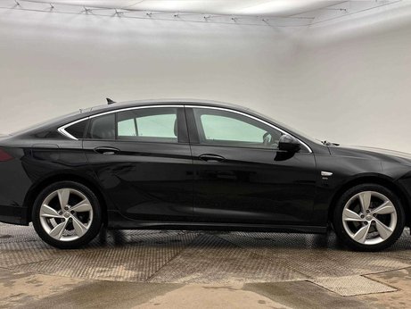 Vauxhall Insignia 1.5 Insignia SRi VX-Line Nav T 5dr 3