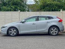Volvo V40 1.6 D2 SE Hatchback 5dr Diesel Powershift Euro 5 (s/s) (115 ps) 7