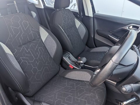 Peugeot 2008 BLUE HDI ACTIVE 13