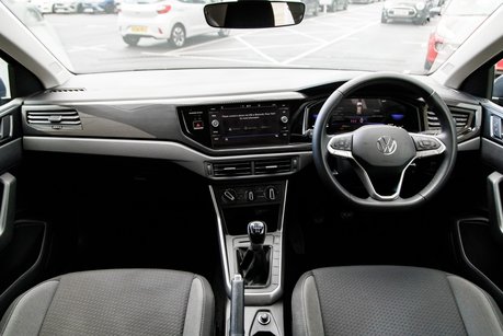 Volkswagen Polo LIFE TSI