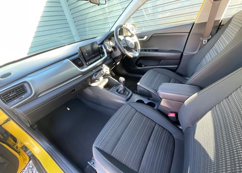 Kia Stonic 1.0T GDi 99 2 10