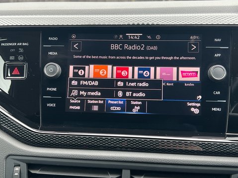 Volkswagen Polo LIFE TSI 23