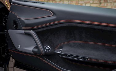 Ferrari GTC4 Lusso 22