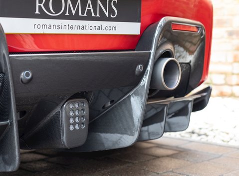 Ferrari 488 Pista 33