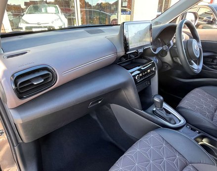 Toyota Yaris Cross 1.5 Yaris Cross Excel HEV Auto 5dr 17