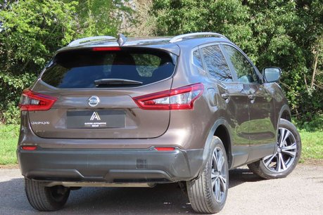Nissan Qashqai 1.3 DIG-T N-Connecta DCT Auto Euro 6 (s/s) 5dr 4
