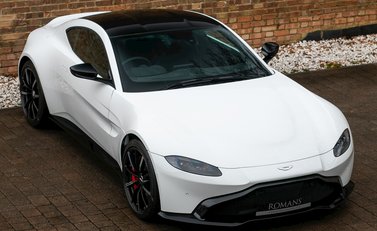 Aston Martin V8 Vantage 8