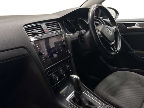 Volkswagen Golf e-Golf 5dr 2