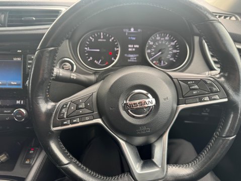 Nissan Qashqai 1.5 dCi N-Connecta Euro 6 (s/s) 5dr 10