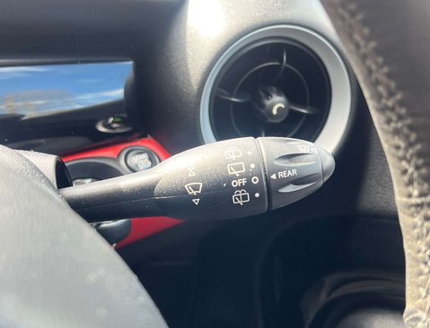 Mini Hatch 1.6 John Cooper Works 3dr 21