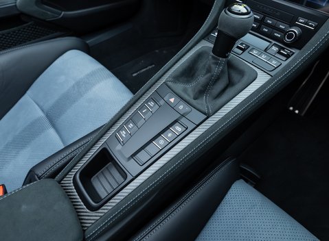 Porsche 718 Spyder RS 23