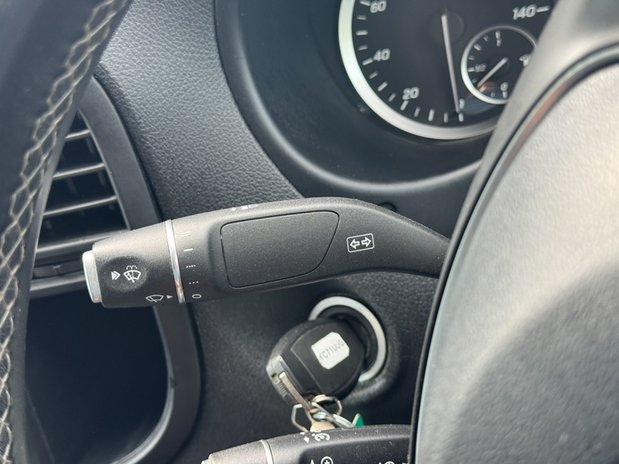 Mercedes-Benz Vito AUTO LWB L2H1 Low Roof Progressive 114 Air Con Sensors EURO 6 20