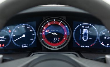 Porsche 911 Targa 4 GTS (992) 27