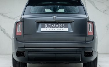 Rolls-Royce Cullinan Black Badge 6
