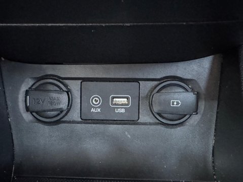 Hyundai i20 1.2 SE Launch Edition Euro 6 (s/s) 5dr 17