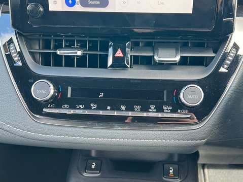 Suzuki Swace MOTION 26