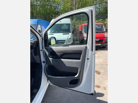 Peugeot Expert 1.5 BlueHDi 1000 Professional Standard Panel Van 6dr Diesel Manual MWB Euro 27