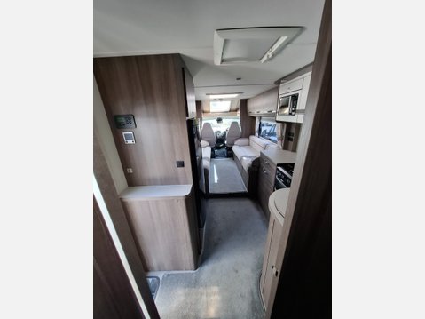 Elddis Majestic 275 28