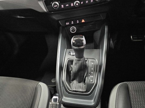 Audi A1 1.0 A1 Sportback 30 TFSI S Line Semi-Auto 5dr 60
