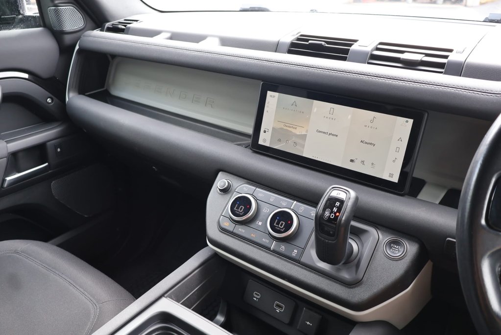Land Rover Defender 110 D250 HARD TOP MHEV URBAN STYLED WITH REAR SEATS  21