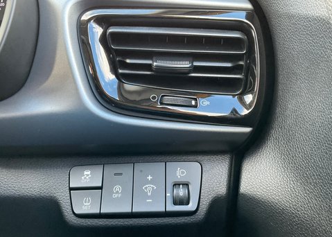 Kia Rio 1.0 T GDi 2 DCT 24