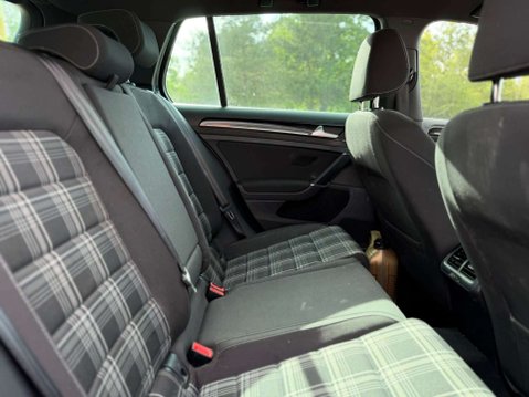 Volkswagen Golf 2.0 Golf GTD Semi-Auto 5dr 12