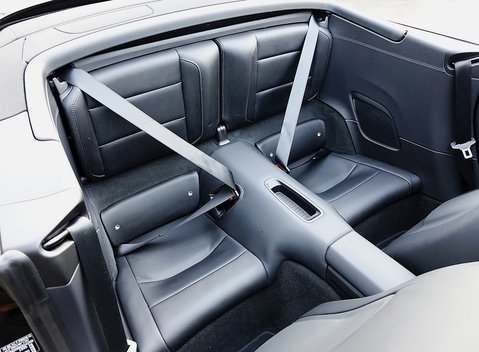 Porsche 911 (991) Carrera GTS Cabriolet 12