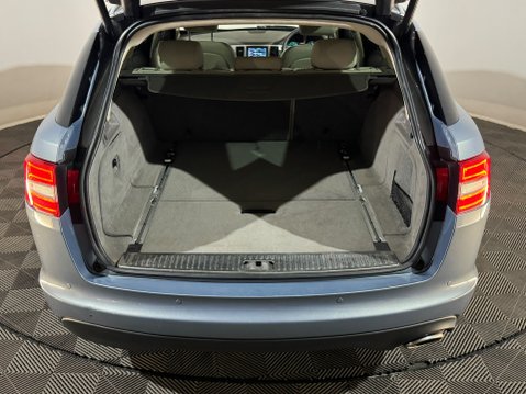 Jaguar XF D PREMIUM LUXURY SPORTBRAKE 8