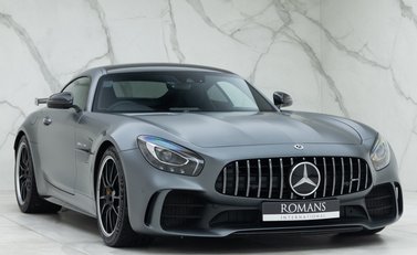 Mercedes-Benz AMG GT R PREMIUM 9