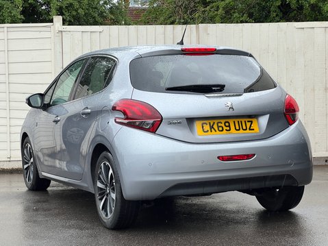 Peugeot 208 1.5 BlueHDi Tech Edition Hatchback 5dr Diesel Manual Euro 6 (s/s) (100 ps) 8