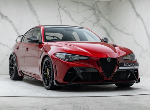 Alfa Romeo Giulia GTAm 9