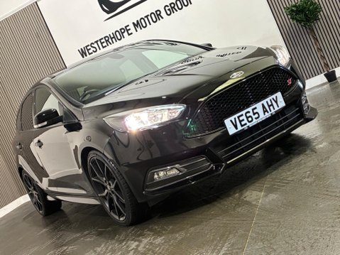 Ford Focus 2.0T EcoBoost ST-2 Euro 6 (s/s) 5dr 18
