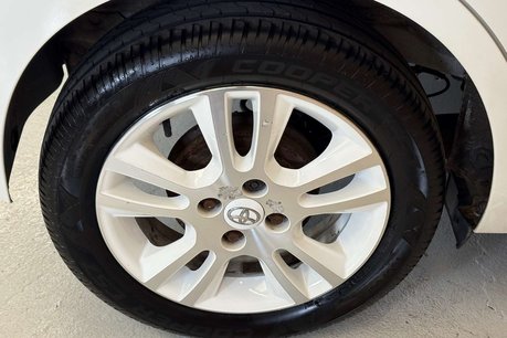 Toyota Aygo 1.0 VVT-i x-pure Hatchback 5dr Petrol Manual Euro 6 (68 ps) 60