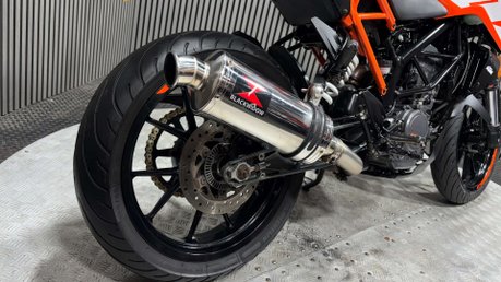 KTM Duke 2017 17K NEW MOT 125CC 15BHP NAKED BIKE 6