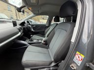 Audi Q2 TFSI SE 17