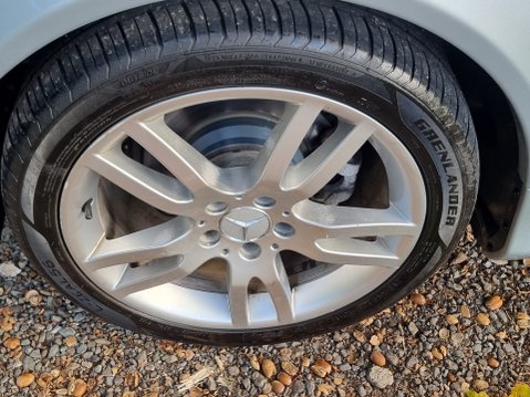 Mercedes-Benz SL Series SL350 24