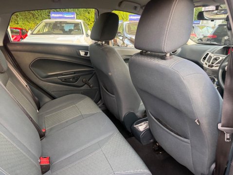 Ford Fiesta 1.25 Zetec 5dr 21