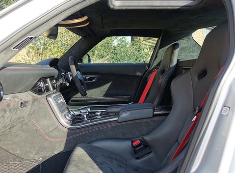 Mercedes-Benz SLS AMG Black Series 19