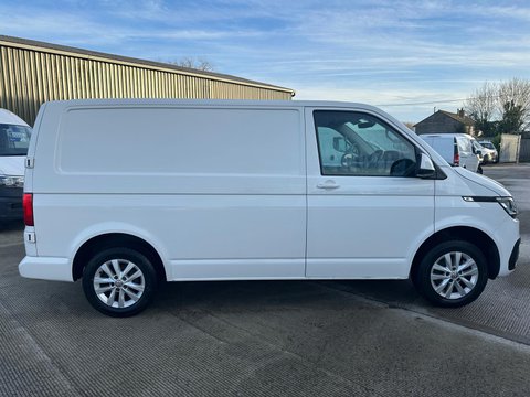 Volkswagen Transporter T30 TDI P/V HIGHLINE 7