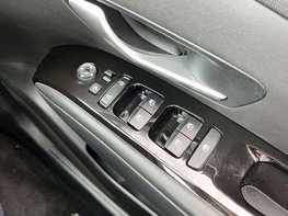 Hyundai TUCSON 1.6 Tucson Premium TGDi HEV Auto 5dr 69