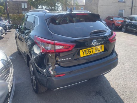 Nissan Qashqai N-CONNECTA DIG-T 8