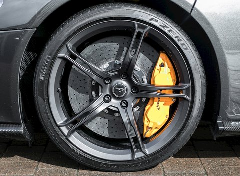 McLaren 650S Coupe 10