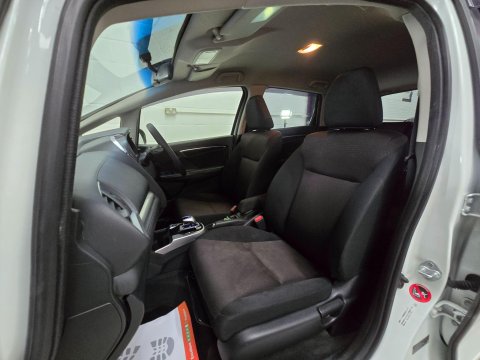 Honda Fit /Jazz 1.5 Hybrid 33